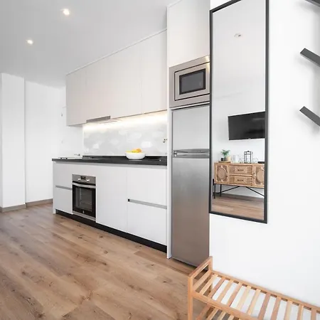 Freshly Renovated, Modern Penthouse Pueblo Evita! Apartment