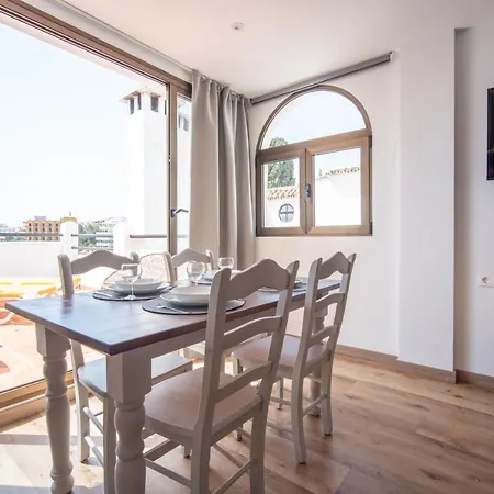 Apartment Freshly Renovated, Modern Penthouse Pueblo Evita! Benalmadena