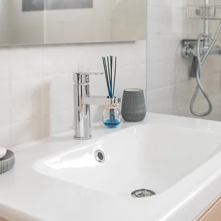 Freshly Renovated, Modern Penthouse Pueblo Evita! Apartment *