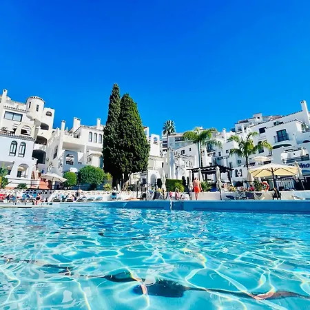 Freshly Renovated, Modern Penthouse Pueblo Evita! Apartment Benalmadena