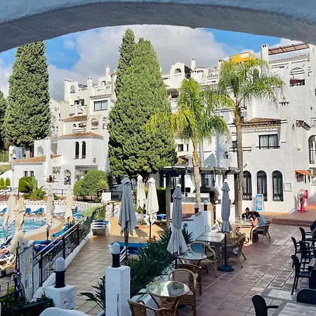 Apartment Freshly Renovated, Modern Penthouse Pueblo Evita! Benalmadena